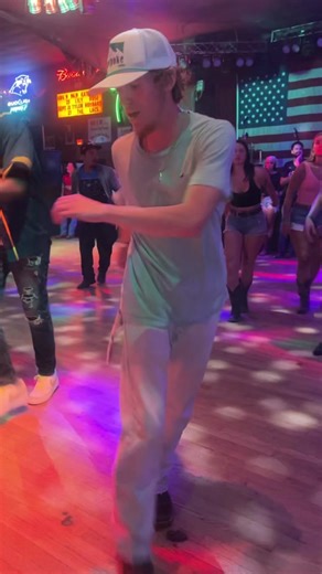 Finally leanred GYRATE… i messed up then had to lock in after #gyrate #gyratelinedance #coyotejoes #linedance #linedancersoftiktok #lockin #moose #stepup @mitchodhiambo @Will Craig @J O R D Y