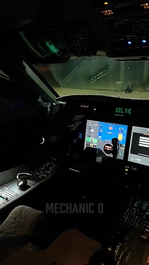 G450 cockpit ✈️ . #fypシ゚ #foryouシ #gulfstream #viral #avgeek #fyp #aviationlovers #foryoupageシ #cockpit #fyi | Mechanic O
