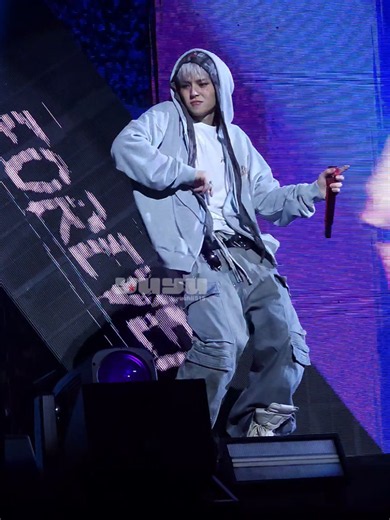 TREASURE Performs 'PULSEON' in Singapore