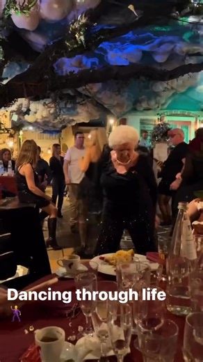 3.4K views · 20 reactions | An old woman dancing with pure joy — proving that age is just a number when the heart is young! ❤️ #ForeverYoung #DanceOfLife #PositiveVibes #OldButGold #EnjoyEveryMoment #HappySoul #AgingGracefully #LifeIsBeautiful | American Articles | Facebook
