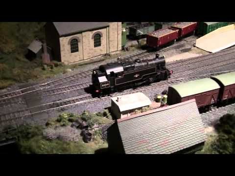 How To: Change The Speed Steps Of A Locomotive Using The Bachmann E-Z Command Dynamis DCC System