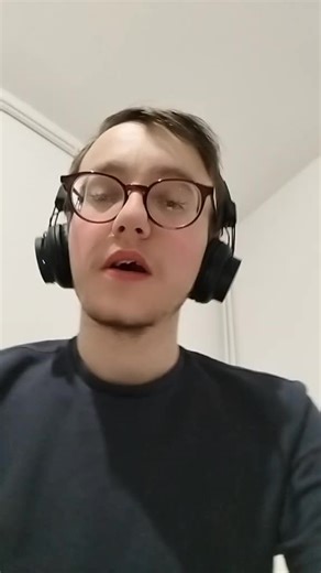 Quand tu as la Flemme d'aller travailler le matin et tu doit te lever hyper tôt ahah