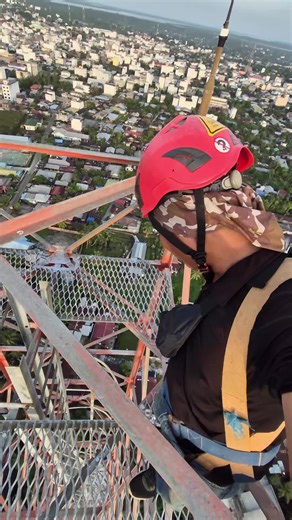 Manjat Tower Tertinggi di Kepulauan Meranti Riau #tower #tertinggi #puncak