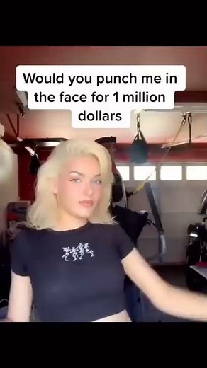 Would you punch her for 1 Million dollars 💵!?? (1,000,000$)