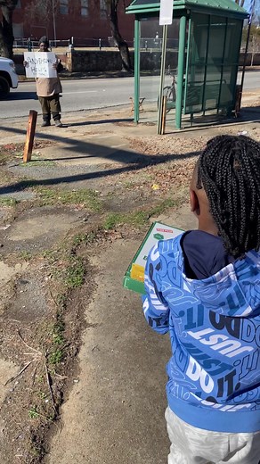 407K views · 10K reactions | Anything Helps 凉 You never know what a person is going through so if you are in a position to help do it. How much of what you do doesn’t matter because anything helps. #homeless #lifelessons #help #Godisgood #god #fyp #foryoupage | Kash Mania | Facebook