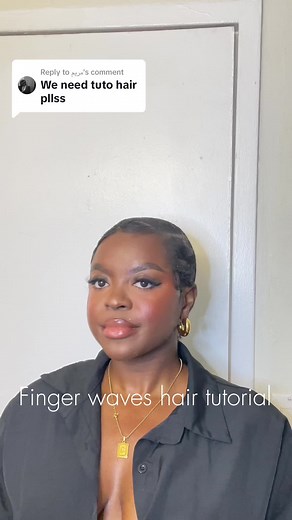 Replying to @مريم finger waves hair tutorial 🤝| years of frustration but im a master of finger waving the front of my head 😂 #hairtutorial #fingerwavesforbeginners #fingerwavestutorial #beautycontentcreator #blackgirltiktok #canadiantiktok