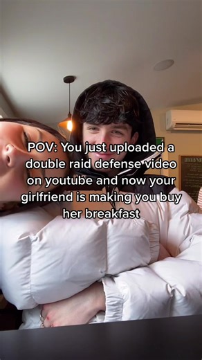 Rust Players and Their Girlfriends: Weekly Videos and Double Raid Defense - YouTube