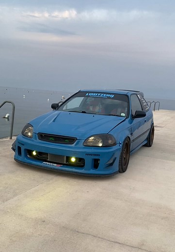 Modified Honda Civic Battle with B-Series Engine Upgrades