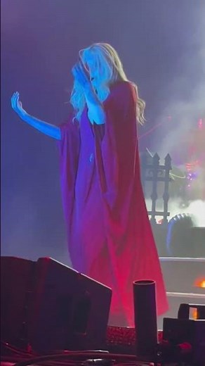 In This Moment - The In-Between (live at Stage AE 10/23/22)