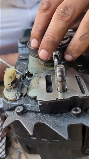 How to Clean a Chainsaw | Chainsaw Maintenance Tips | Tool Cleaning Guide