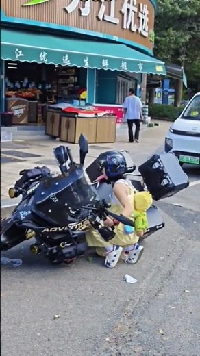 Can you do it? 😂😂 #motorcycles #automobile #funny #comedy #memes #smartphone