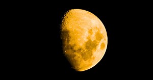 Today's Moon Phase: October 1, 2025