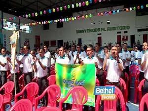 6.1K views · 310 reactions | INTERNOS GANAN CONCURSO MUSICAL EN EL PENAL DE LURIGANCHO Distintas congregaciones cristinas que evangelizan en el penal de Lurigancho, participaron esta mañana del I concurso musical cristiano, resultando ganador el grupo musical del MMM. | Bethel Noticias | Facebook