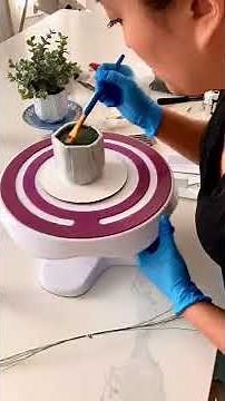 Making a Realistic Plant Cake | Is it Cake? Inspired |#YouTubeShorts