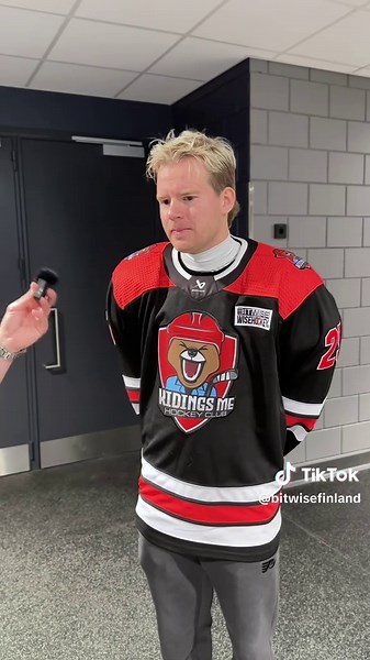 Tuukka Ritokoski arvioi SUS-joukkueen logoa