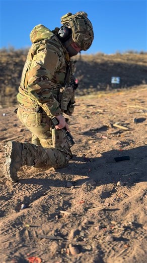 BUSHWHACKER TACTICAL on Instagram: "Dead hand reload drill #shooter #pistol #glock #t3gear #platecarrier"