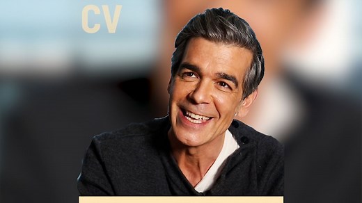 À l'occasion de la sortie de son huitième roman "Mon Garcon" (aux éditions Flammarion), le journaliste Xavier de Moulins s'est prêté à notre interview CV. Retrouvez Xavier du lundi au jeudi à la présentation du 19.45 sur M6 et tous les dimanche à 17h30 pour 66 minutes. #xavierdemoulins #cv #mongarcon | Gala