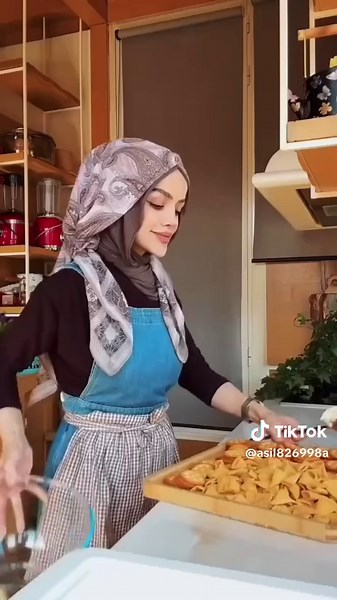 Vidéos de TaleMe (@asil826998a) avec الصوت الأصلي - قصص لبنى الجزائرية 🇩🇿