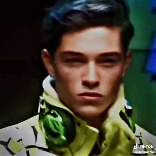 Francisco Lachowski, commonly known as Chico Lachowski, is a Brazilian model and social media influencer born on May 13, 1991, in Curitiba, Brazil. He gained prominence in the fashion industry after being discovered at a young age and quickly rose to fame due to his striking looks and charismatic personality. Lachowski has worked with numerous high-profile brands and designers, including Dolce & Gabbana, Versace, and Armani. He has appeared in various fashion campaigns, runway shows, and editori