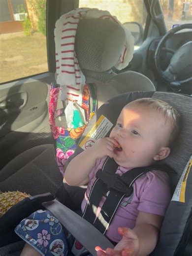 Cheeto face. Lyla loves her Cheetos. #happymoments #goodmorningeverybody #cheetos