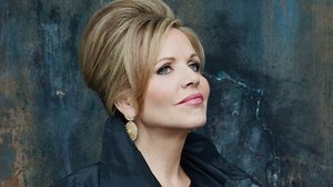 Opera singer Renée Fleming on lending her voice to Julianne Moore in Bel Canto | CBC Radio