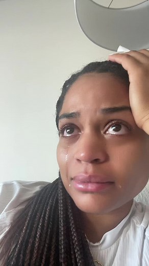 Exploring Emotions with Zoe Saldana in 'From Scratch' on Netflix