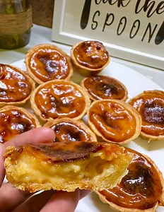 2.5M views · 10K reactions | Minivlog | Portuguese egg tart 襤,.kahit anong egg tart paburito nila ate missha kaya naman ako nalang gagawa para sa mga bulilits ku 殺 #misshayong #pinayinmalaysia | Missha Yong vlogs official | Facebook