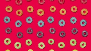 Kellogg’s Froot Loops Breakfast Cereal, Good Source of Fiber, 15g Whole Grain, 8.9 oz