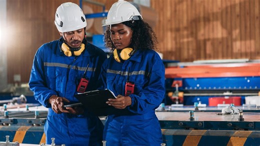 How to use AI to capture your maintenance team’s knowledge and turn it into action