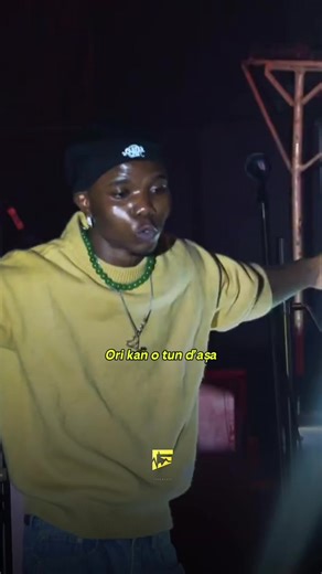 Different Conversation Lyrics by Lyta and Seyi Vibez