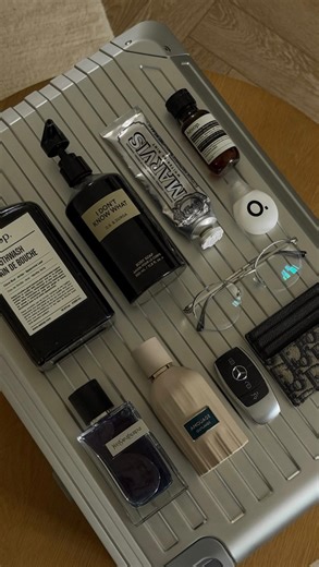 Sapphire on Instagram: "Coming soon.. Valentine’s Sale early access is still open - sign up while you can via. the link in bio ✉️"