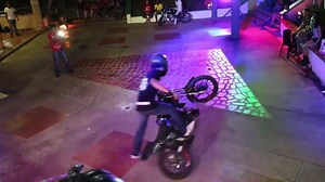 25K views · 392 reactions | A video of what stunting in Colombia is like. Here's a hint. It's no joke. | Super Streetbike | Facebook