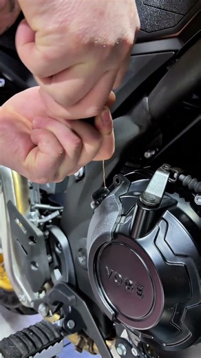 Why Your Oil Cap Seal Looks Messy (And How to Fix It)