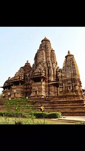 The Lakshmana Temple Complex Khajuraho Madhya Pradesh India *Photography by Samim Asgor Ali on 07 February 2024 #laxmanatemple #brahmatemplekhajuraho #ancienttemplesofindia #samimasgorali #khajurahotemples #khajuraho #architecturephotography #chitraguptatemple #archeologicalsurveyofindia #jagadambitemple #unescoworldheritagesite | Samim Asgor Ali