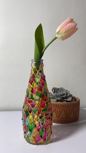 Decorating Glass Bottles with Glass Color and 3D Cone Liner Tutorial