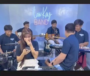 2.5K views · 86 reactions | LowKey Band Franz Dela Cruz & Joshua M. Credit to the singers I didn't intend to infringe copyright #fbreelsfypシ゚viralpost #followers #everyone | Ligaya Ramos | Facebook