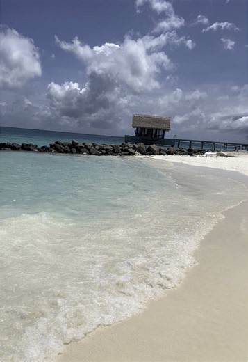 Honeymoon Adventures in the Maldives: A Romantic Guide