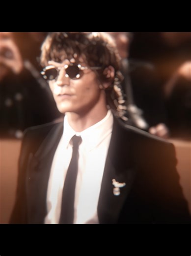 idc what people saying im obsessed with this look [ scp. youtube ; ac. kziev ] #connorstorrie #connorstorrieedit #ilyarozanov #heatedrivalry #goldenglobes