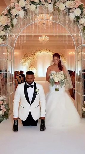 Beautiful Wedding Entrance & Sweet Moments