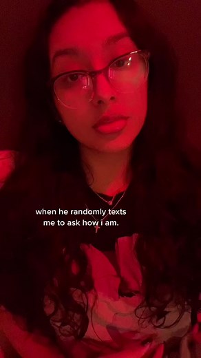 Decoding Random Text Etiquette: How to Respond When He Asks How You Are