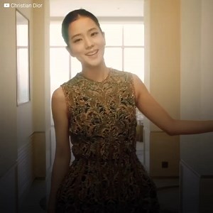 520K views · 10K reactions | All of Blackpink's girls shine on their own and Jisoo is no exception. The idol is going through her best moment, with the success of the k-drama "Snowdrop", the tour together with Blackpink and her long-awaited solo debut made the artist achieve an accomplishment she never expected. | K-Pop World | Facebook