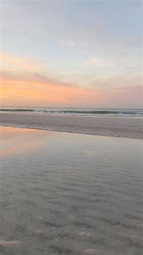 9.1K views · 138 reactions | 8 seconds of pure Lido Beach serenity. For empty nesters seeking tranquility, there's plenty more where this came from at Lido Beach Resort.  : restless_waters | Lido Beach Resort | Facebook