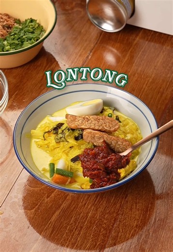 Lontong: Resepi Mudah untuk Menu Raya