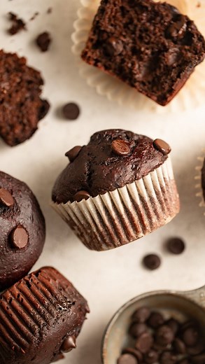✨Chocolate Beet Muffins ✨ Moist, chocolatey and, yep, loaded with beets…in a rather tasty way, if I do say so myself. 🙂 I recently had someone tell me that recipes like these Chocolate Beet Muffins feel deceptive because the veggies aren’t obvious. To which I said “It is only deceptive if you don’t tell someone veggies are in them. What if it is just a delicious and different way to eat a known veggie?” You see, for me, veggie-loading isn’t about tricking people, it is about helping people have