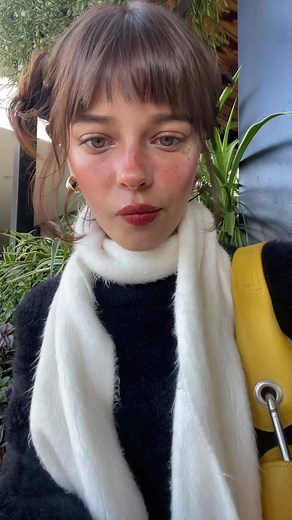 hair looks cute here