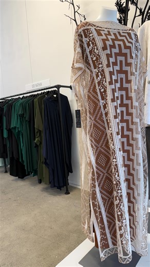 KIRI NATHAN on Instagram: "CHRISTMAS EVE KĀHUI COLLECTIVE STORE 10am - 2pm 3/260 Apirana Ave Glen Innes Auckland"