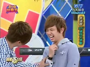 Xiao Zhu acting out a scene from Xiao Gui's MV~ 100% Entertainment [ENG SUB]