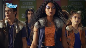 Werewolves are coming. #Zombies2, estreno en PRIMAVERA en #DisneyChannel | Disney