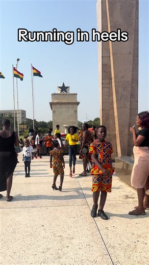 Running in heels has become soo comfortable and part of me now👍expect more of this😊#goviral #viral_video #fypシ゚ #janelle_star1 #darkskingirl