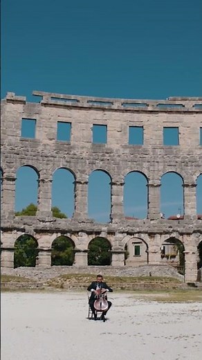 Just beautiful... ‪@HAUSERmusic‬ playing "Benedictus" at Arena Pula 💗